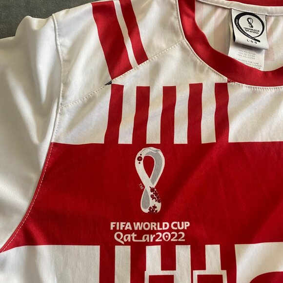 FIFA World Cup Qatar 2022 USA Soccer Jersey Large Red White Blue Official Licens - Picture 4 of 12